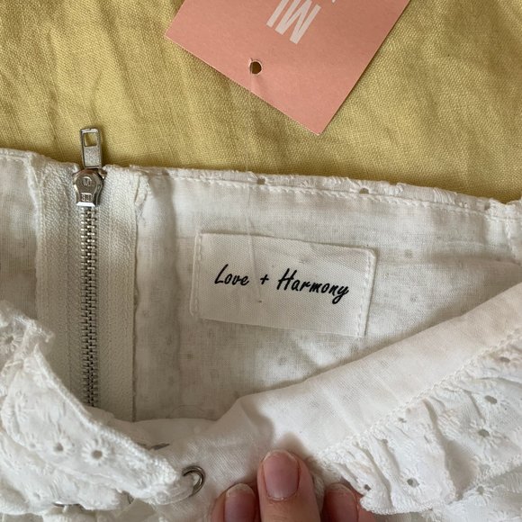 Love + Harmony White Atomic Nature Eyelet Crop - Picture 5 of 10